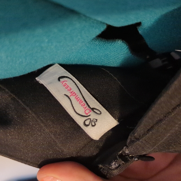 Customized Black Tulle Dress - Picture 5 of 5